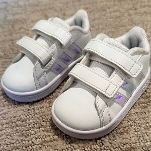 Adidas Kids White Sneakers Toddler US 3